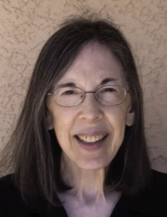 Photo of Alolkoy Kirin, IFS therapist in TUCSON