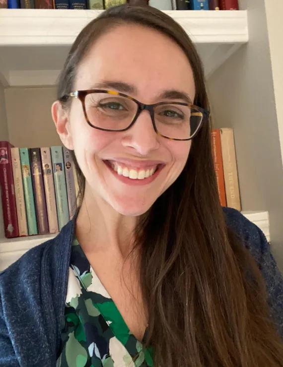 Photo of Alvandi Natasha, IFS therapist in Denver