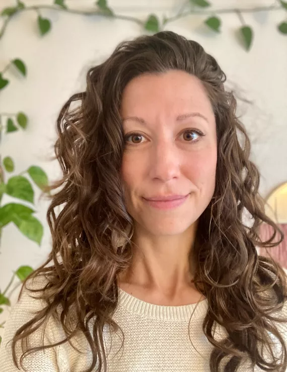 Photo of Antico Ellie, IFS therapist in Portland