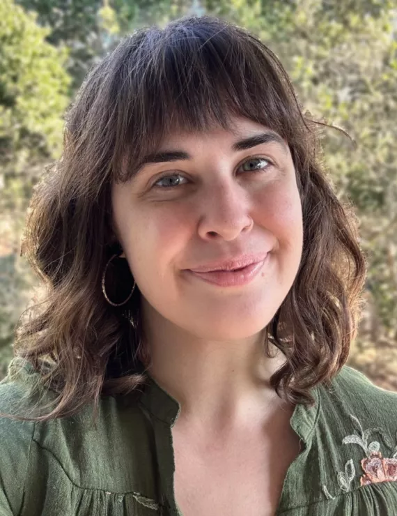 Photo of Audette Simone, IFS therapist in Seattle