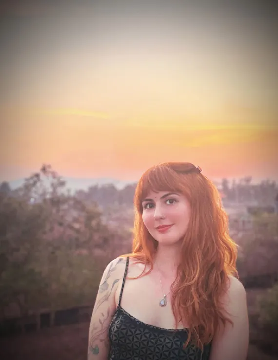 Photo of Babacan Çağla, IFS therapist in Paris
