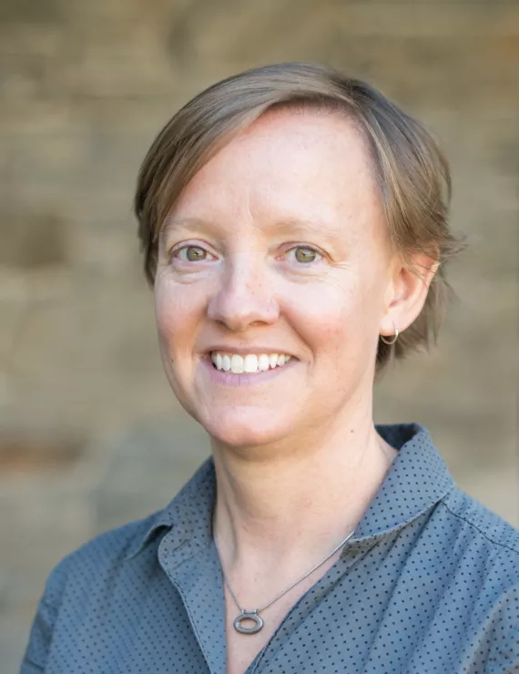 Photo of Barker Isabelle, IFS therapist in Philadelphia