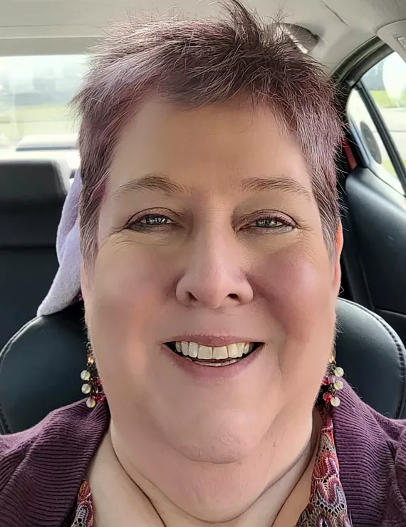 Photo of Baty Deena, IFS therapist in Ypsilanti