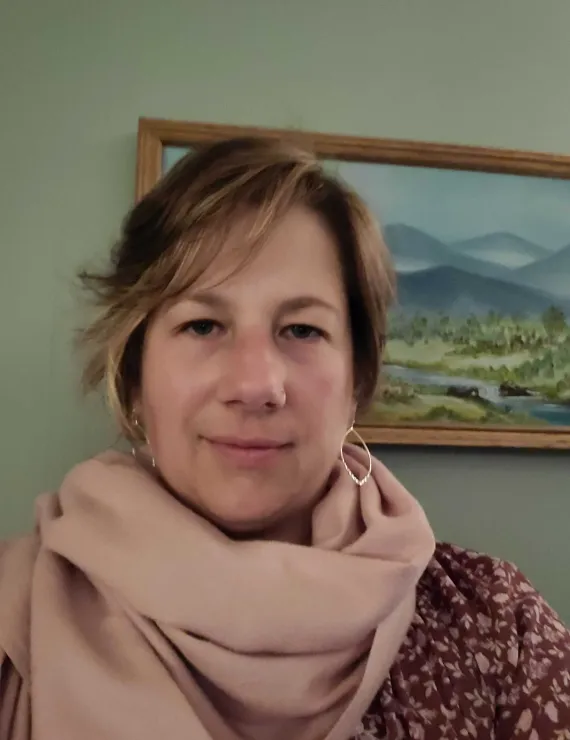 Photo of Beardsley Tara, IFS therapist in Asheville