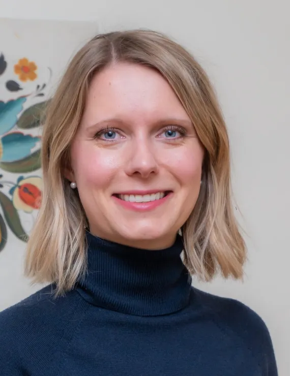 Photo of Bodett Dresser Elizabeth, IFS therapist in Chicago