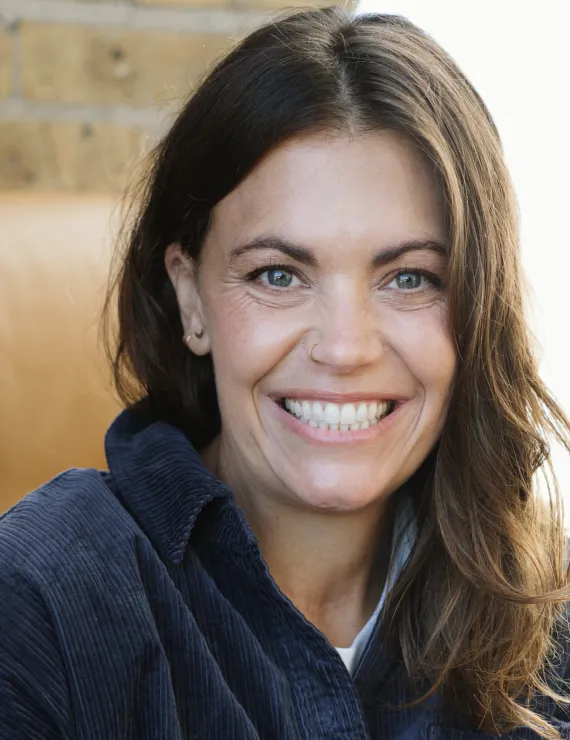 Photo of Bull Amanda, IFS therapist in Chicago