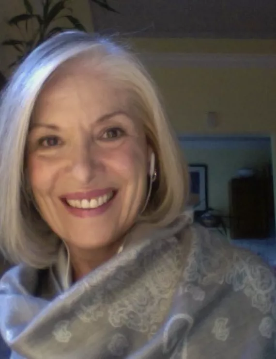 Photo of Cabal Elisa, IFS therapist in Chicago