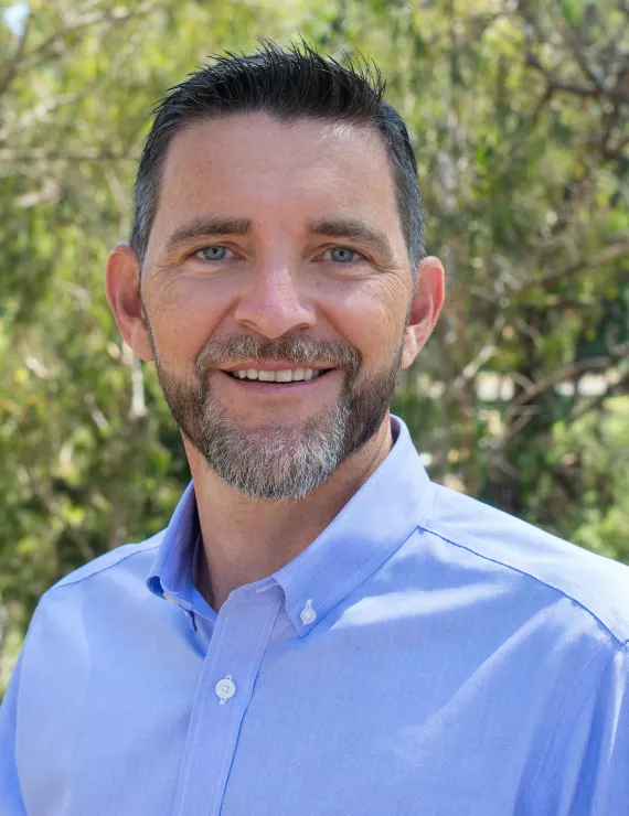 Photo of Cessna Chris, IFS therapist in San Diego
