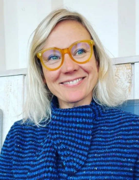 Photo of Chalmers Lee, IFS therapist in Edinburgh