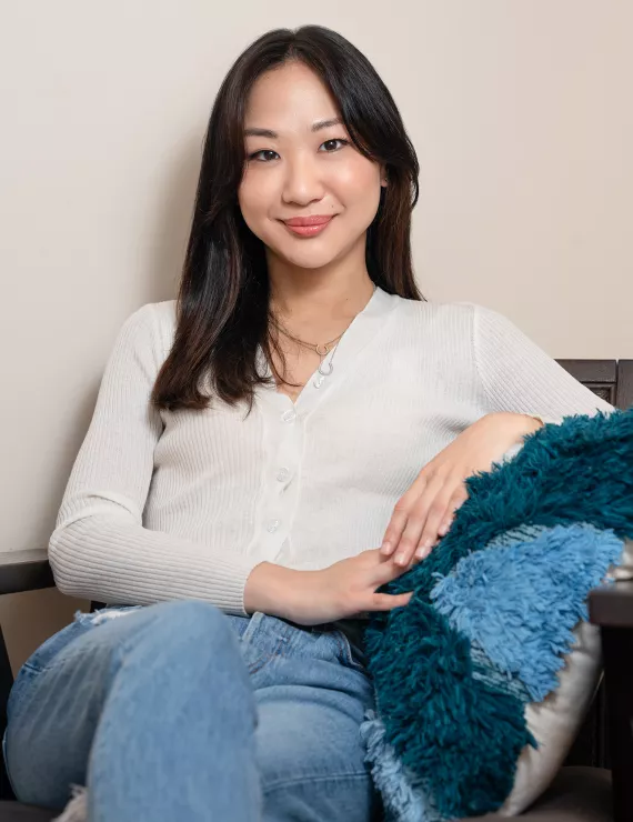 Photo of Choi Joan, IFS therapist in New York