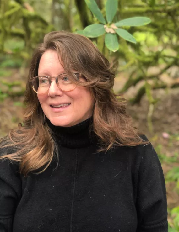 Photo of Christy Carin, IFS therapist in OLYMPIA