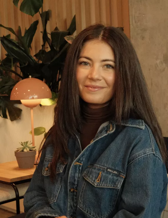 Photo of Cohen Lauren, IFS therapist in Boston