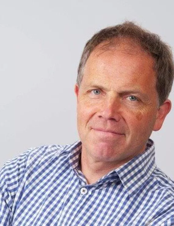 Photo of Comyn Trevor, IFS therapist in Cambridge