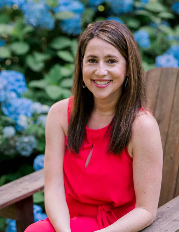 Photo of Cross Alison, IFS therapist in Asheville