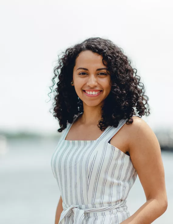 Photo of Cruz Maria, IFS therapist in Boston