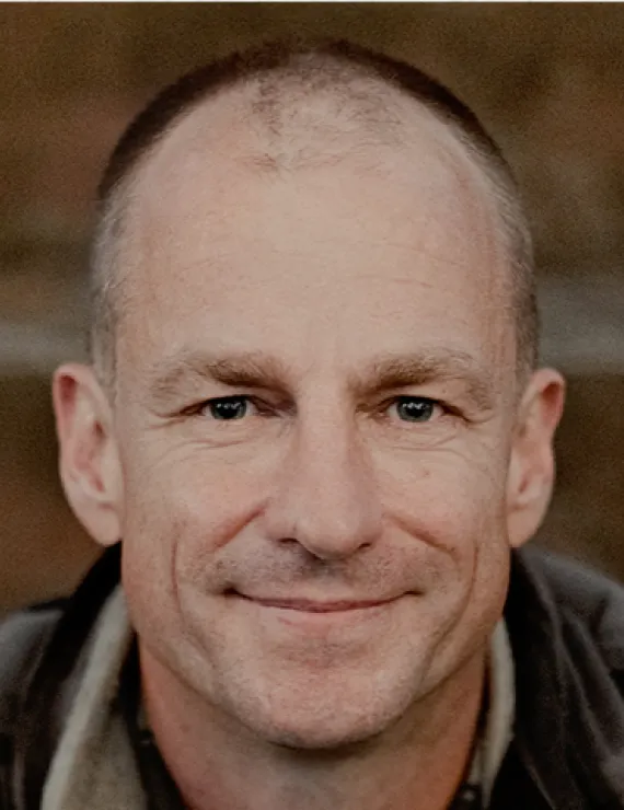 Photo of Curtis Sam, IFS therapist in Portland