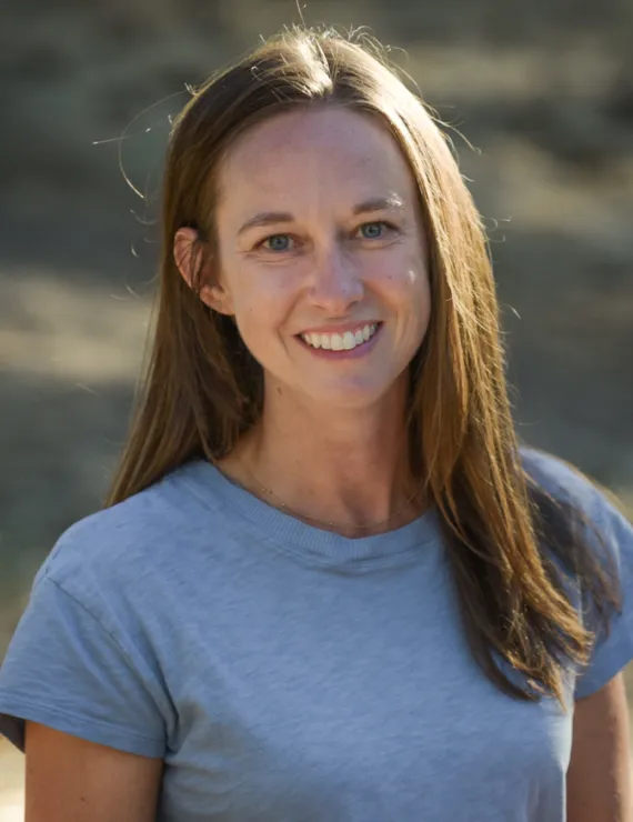Photo of Davis Ashlee, IFS therapist in Bend