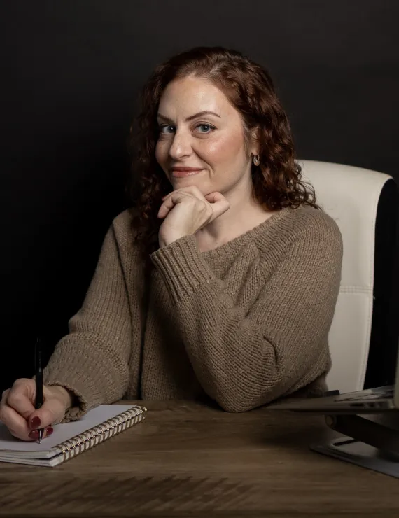 Photo of DeLuccia Raquel, IFS therapist in Phoenix