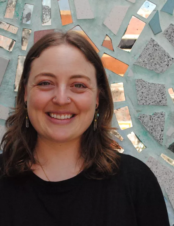 Photo of DeSmidt Amy, IFS therapist in Philadelphia