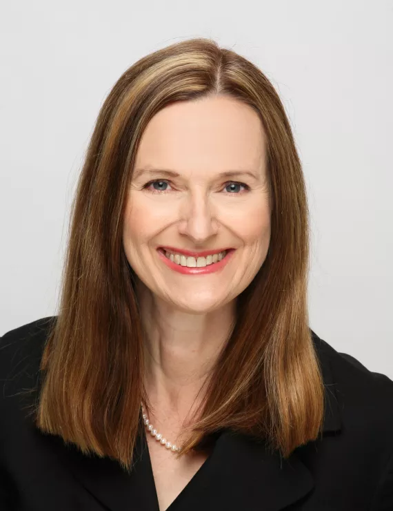 Photo of Eck Vera, IFS therapist in Santa Monica