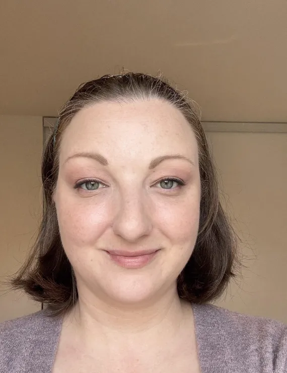 Photo of Forsythe Kesla, IFS therapist in Toronto