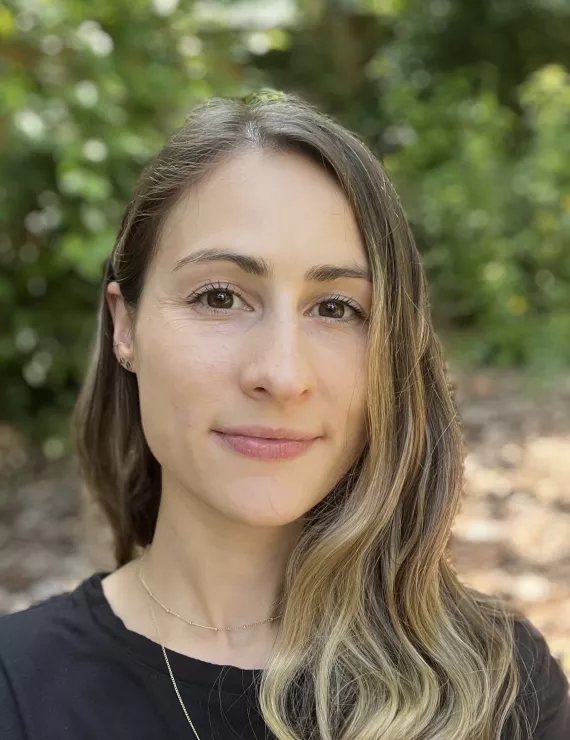 Photo of Gangloff Ariana, IFS therapist in Silver Spring