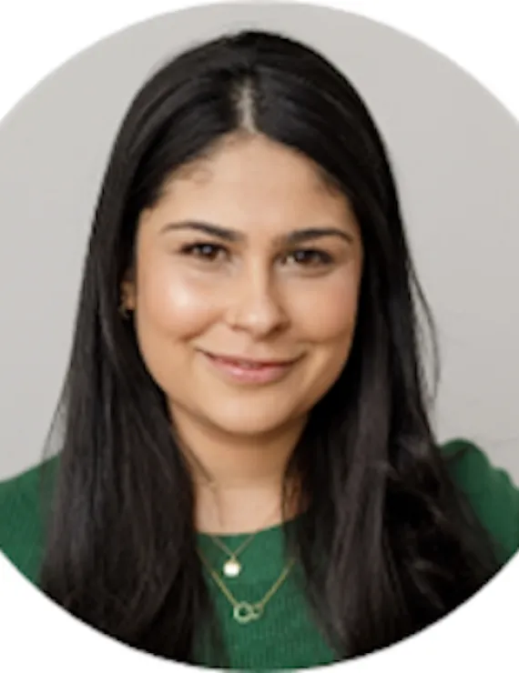 Photo of Garcia Isabel, IFS therapist in Brooklyn