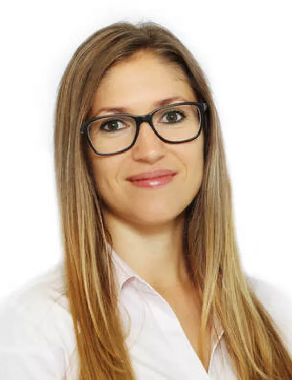 Photo of Glass Elena, IFS therapist in Reston
