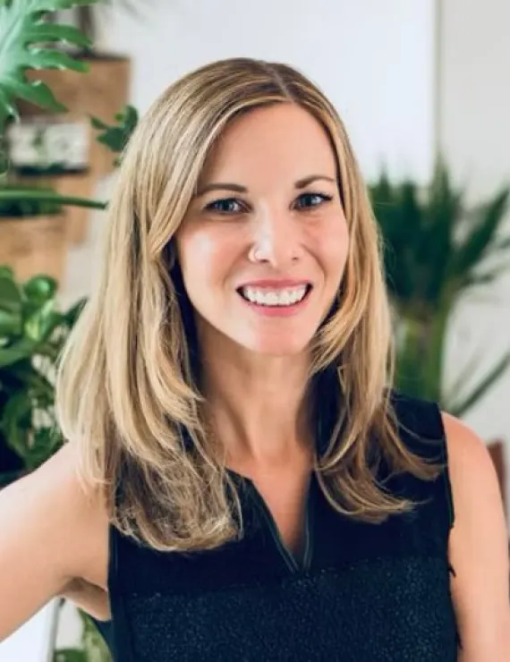 Photo of Going Lauren, IFS therapist in Baltimore