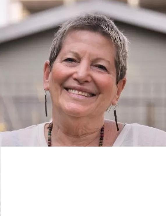 Photo of Golden Sherry, IFS therapist in Boston