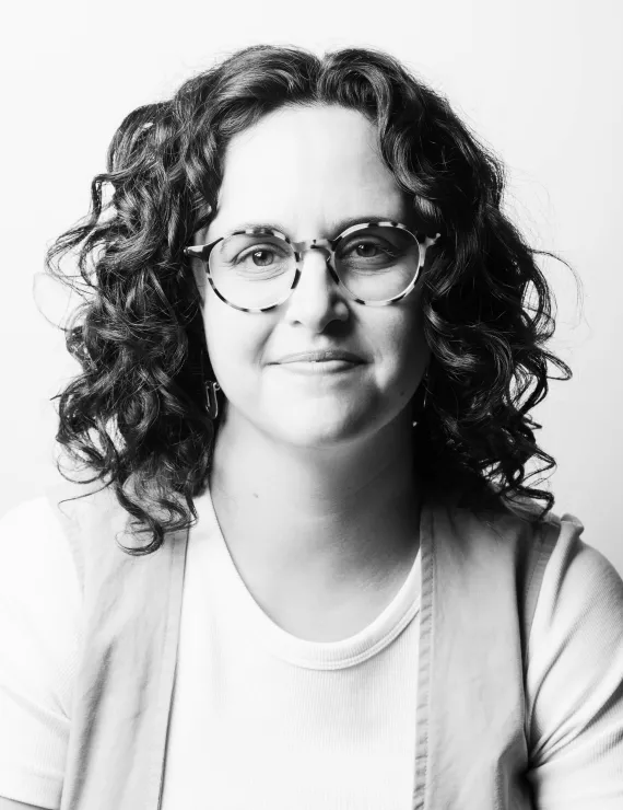 Photo of Goodman Lauren, IFS therapist in Toronto