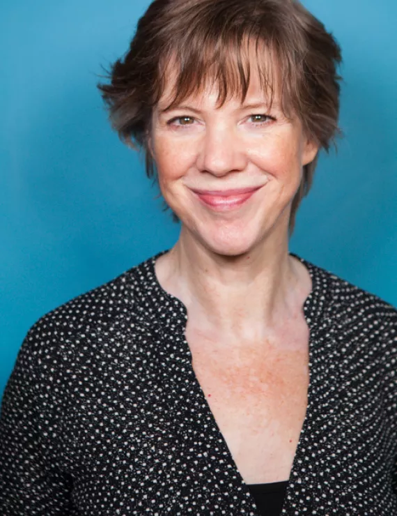 Photo of Goodwin Heather, IFS therapist in Toronto
