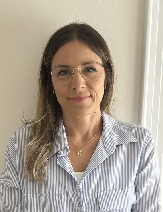 Photo of Gozlan Pascale, IFS therapist in Montreal