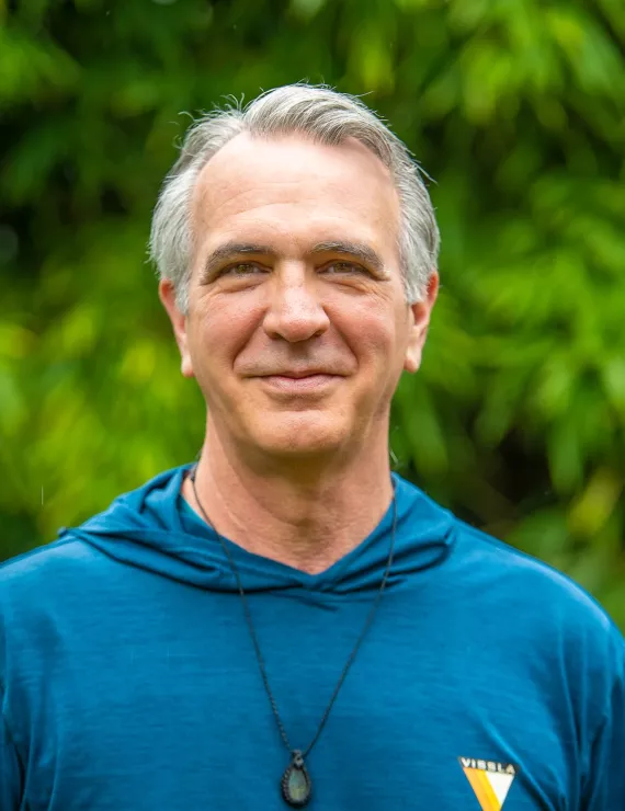 Photo of Henry Mark, IFS therapist in Portland