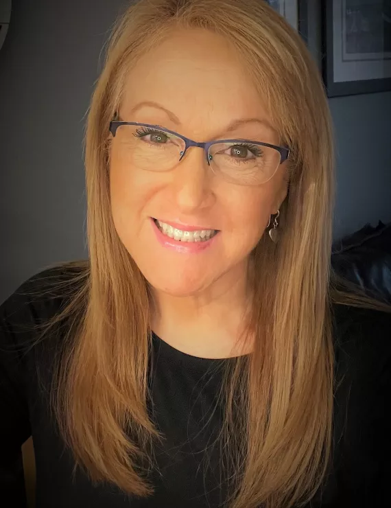 Photo of Hollings Pamela, IFS therapist in Carlsbad