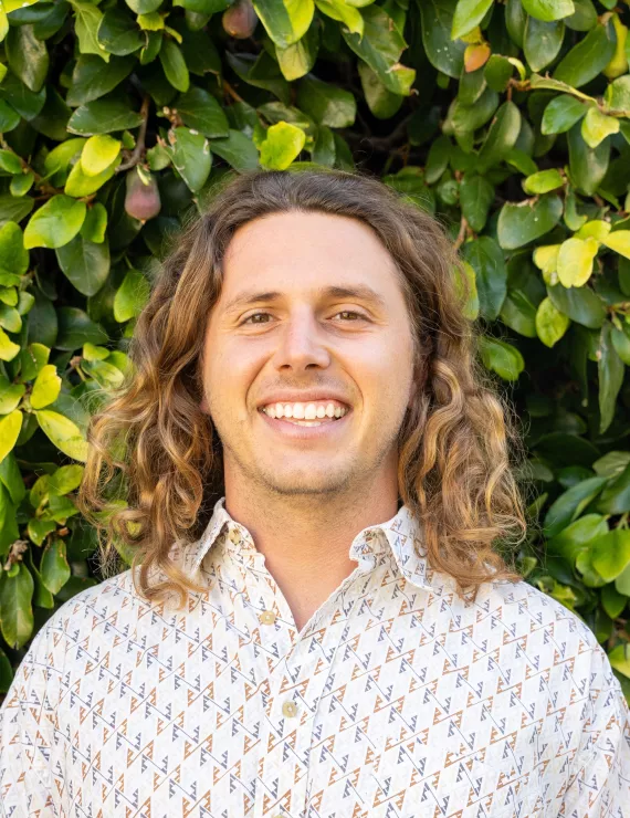 Photo of Huggins Marshall, IFS therapist in San Diego