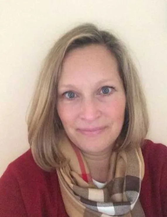 Photo of Hull Tanya, IFS therapist in Fairfax