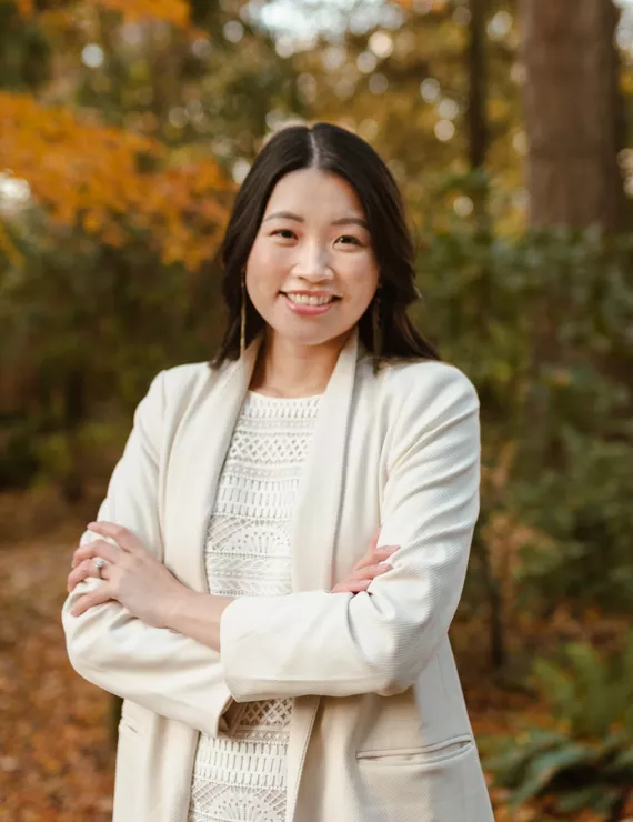 Photo of Hung Yi-Hsin (Cindy), IFS therapist in Vancouver