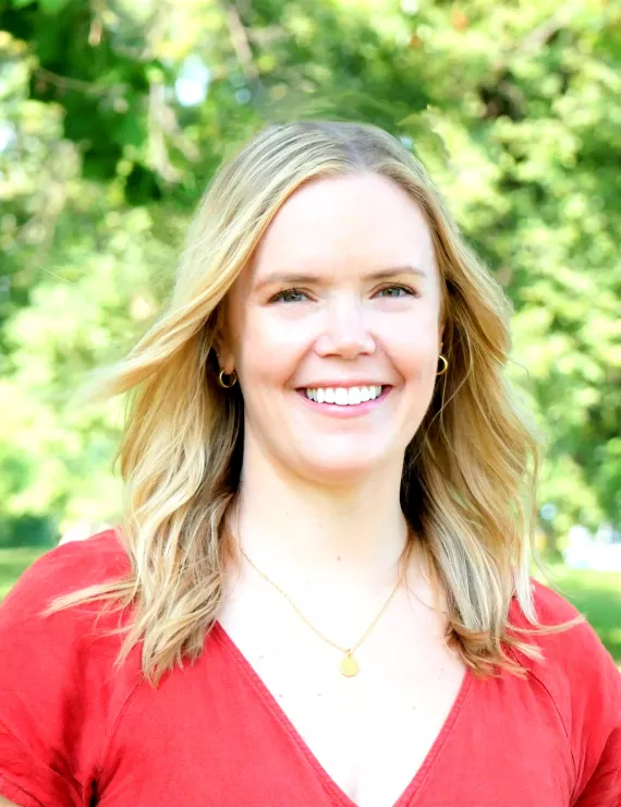 Photo of Johnson Emmy, IFS therapist in Denver