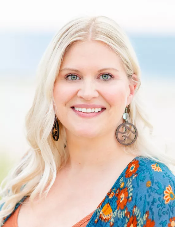 Photo of Jordan, LPC Karri, IFS therapist in Springfield