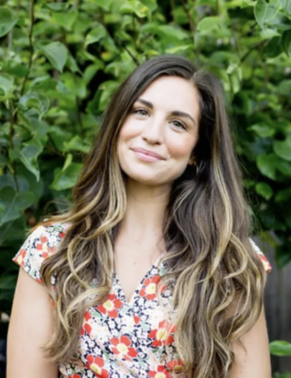 Photo of Kaczmarek Lauren, IFS therapist in Brooklyn
