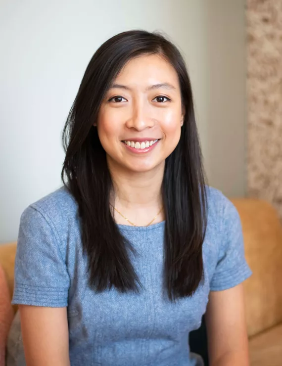 Photo of Kok Hui Ting, IFS therapist in Brooklyn