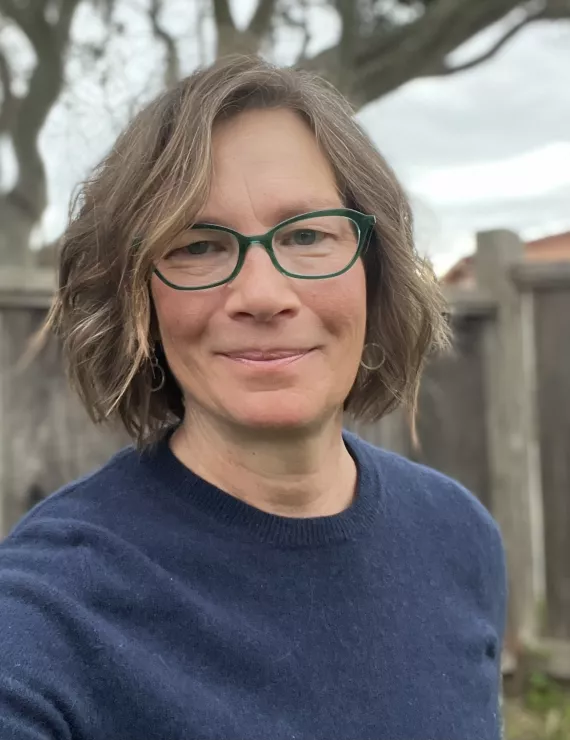 Photo of Kurvi Tiina, IFS therapist in Carmel