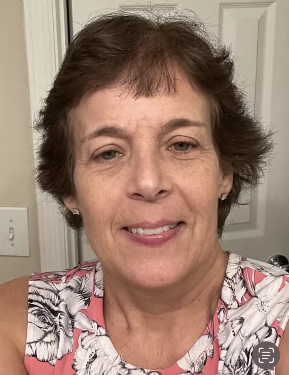 Photo of Latta Hannah, IFS therapist in Greenville