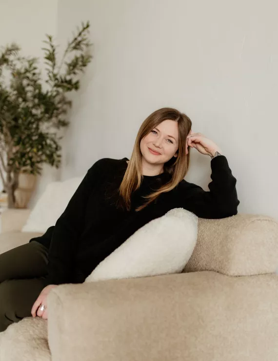 Photo of Libey Jessica, IFS therapist in Tulsa