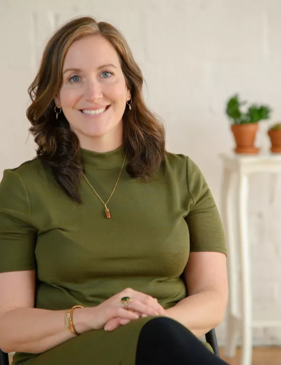 Photo of Lincoln Meghan, IFS therapist in Charlottesville