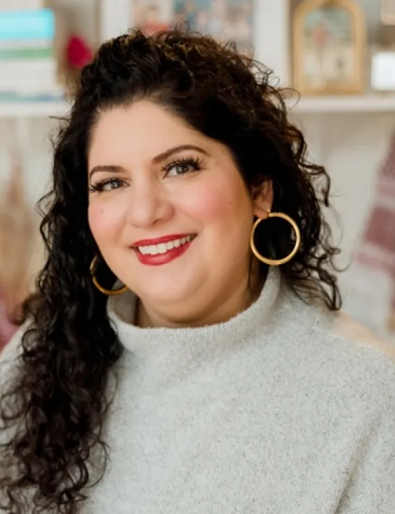 Photo of Losoff Lirone, IFS therapist in Chicago