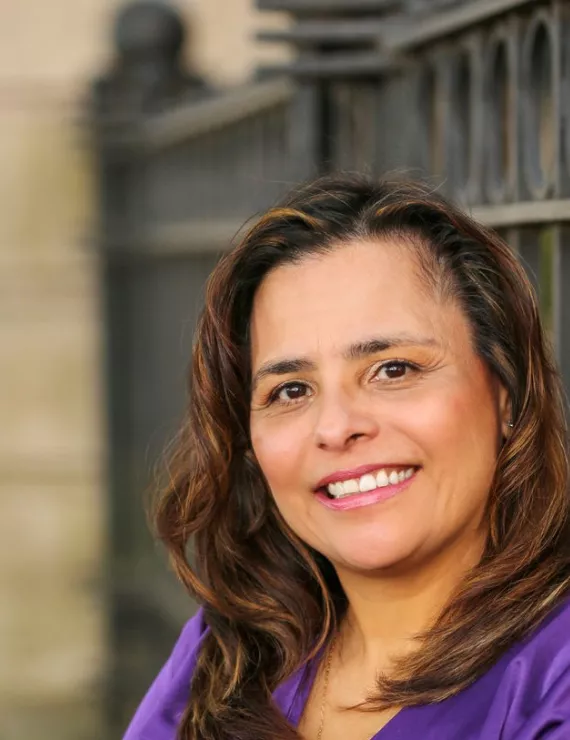 Photo of Luk Maria Carmen, IFS therapist in Walnut Creek