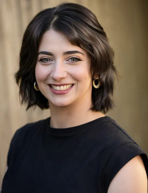 Photo of Magnani Jessica, IFS therapist in Portland Portland