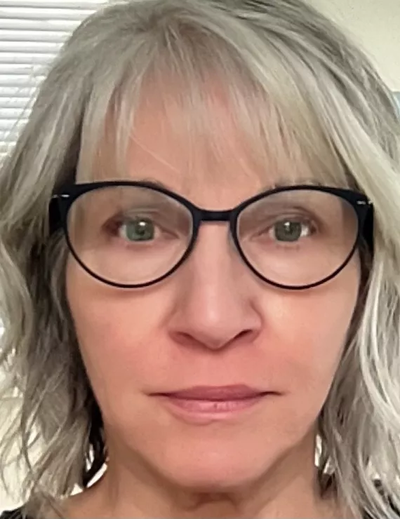 Photo of Mason Genevieve, IFS therapist in Newton Centre